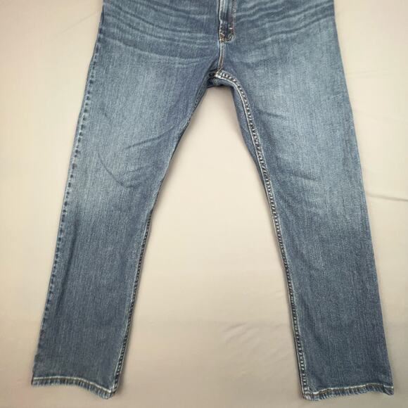 Wrangler | Slim Straight Jeans | 38x30 | Stretch Fit | Mid Wash Denim - Picture 5 of 7